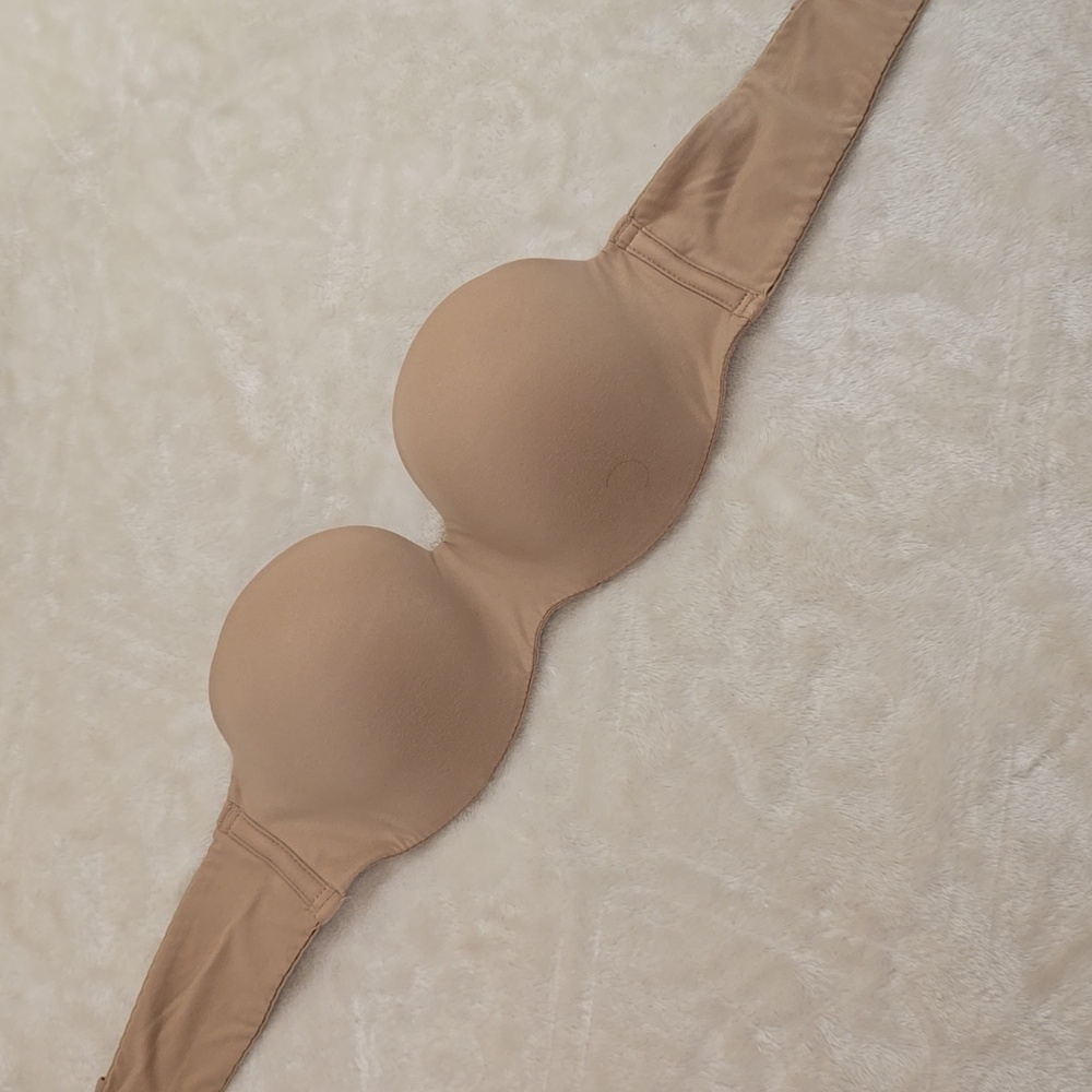 Body by Victoria - Victoria’s Secret Convertible Bra